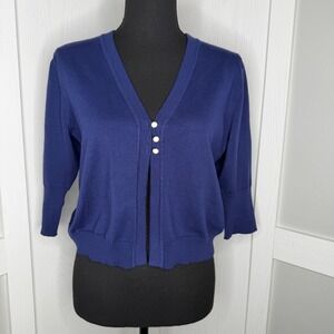 Tint & Shadow Cardigan Sweater Women Medium Blue 3/4 Sleeve V-Neck Cropped Knit